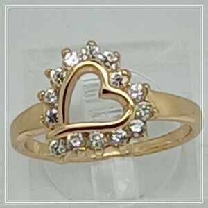 Vintage Gold Tone Open Heart Halo Cubic Zirconia Ring Size 8 Romantic Jewelry
